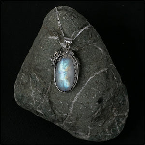 Silver Pendant with Oval Moonstone