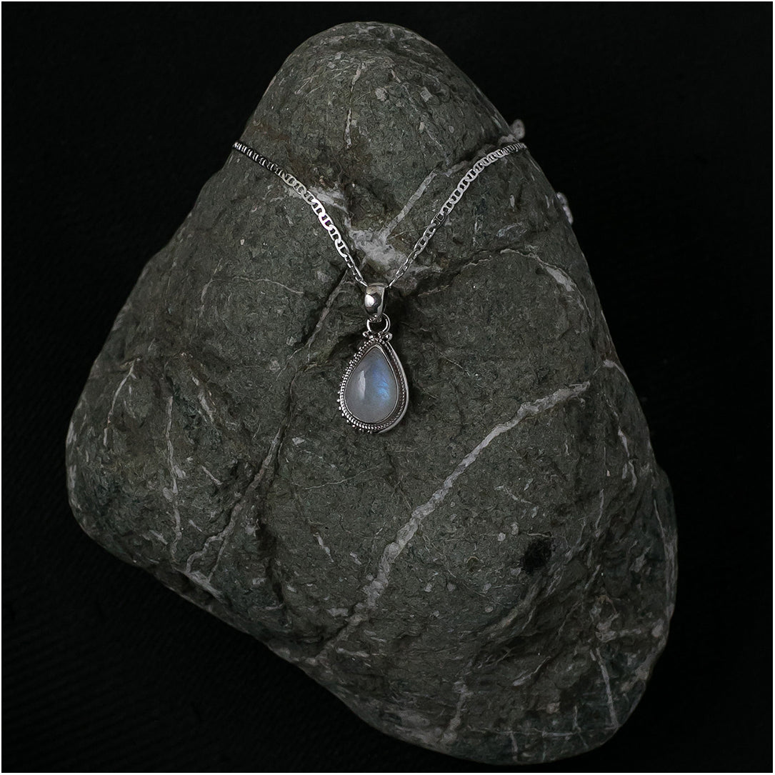 Silver Pendant with Teardrop Moonstone